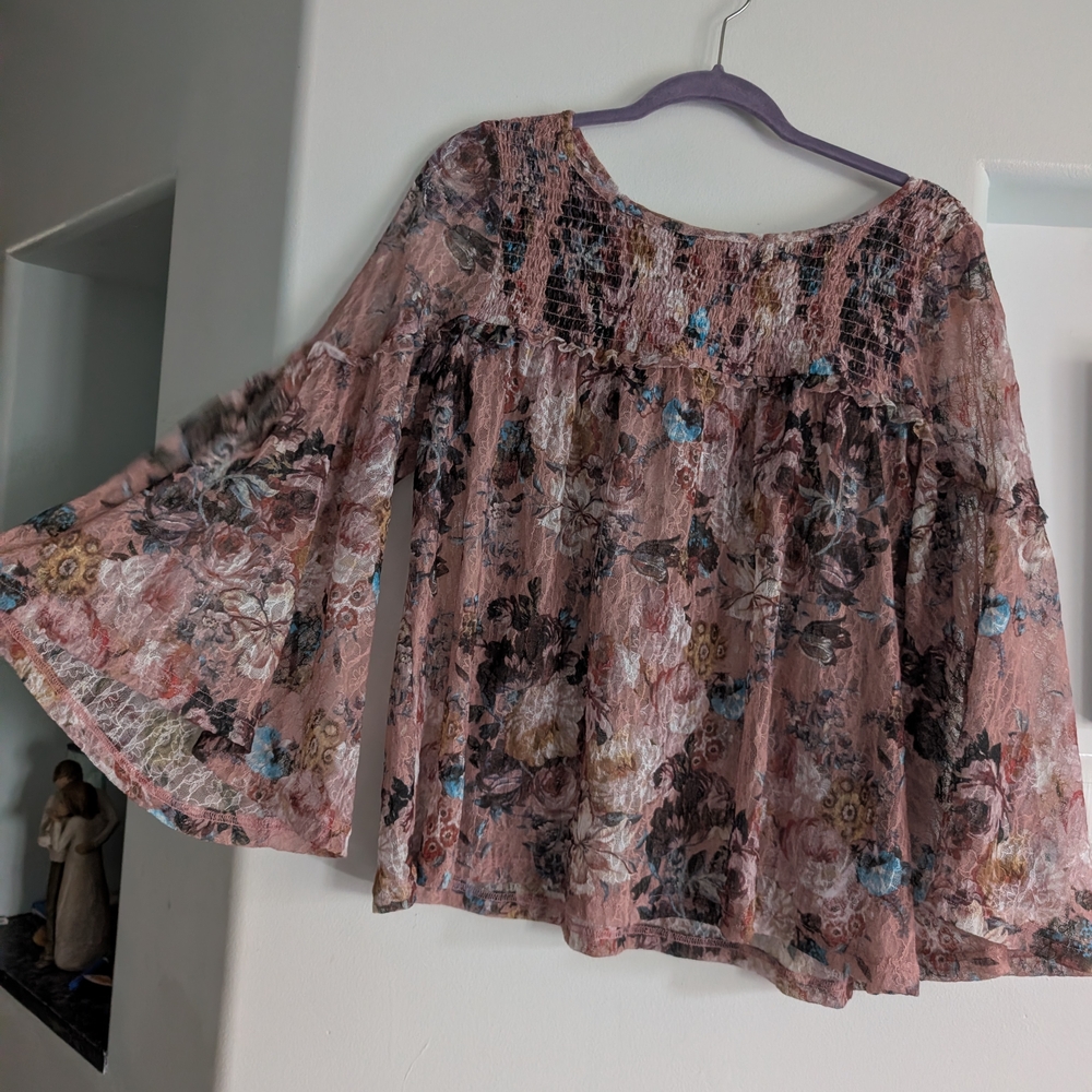 Anthropologie Akemi + Kin Patrizia Floral Lace Blouse Pink Bell Sleeve Smocked